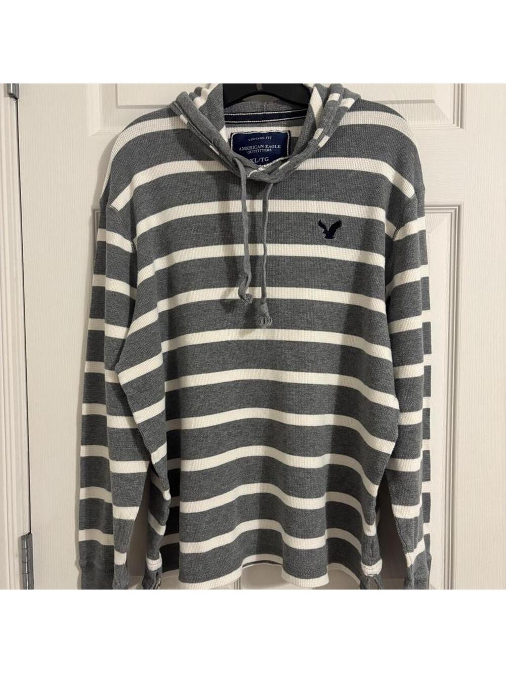 American Eagle Men's Striped Hoodie